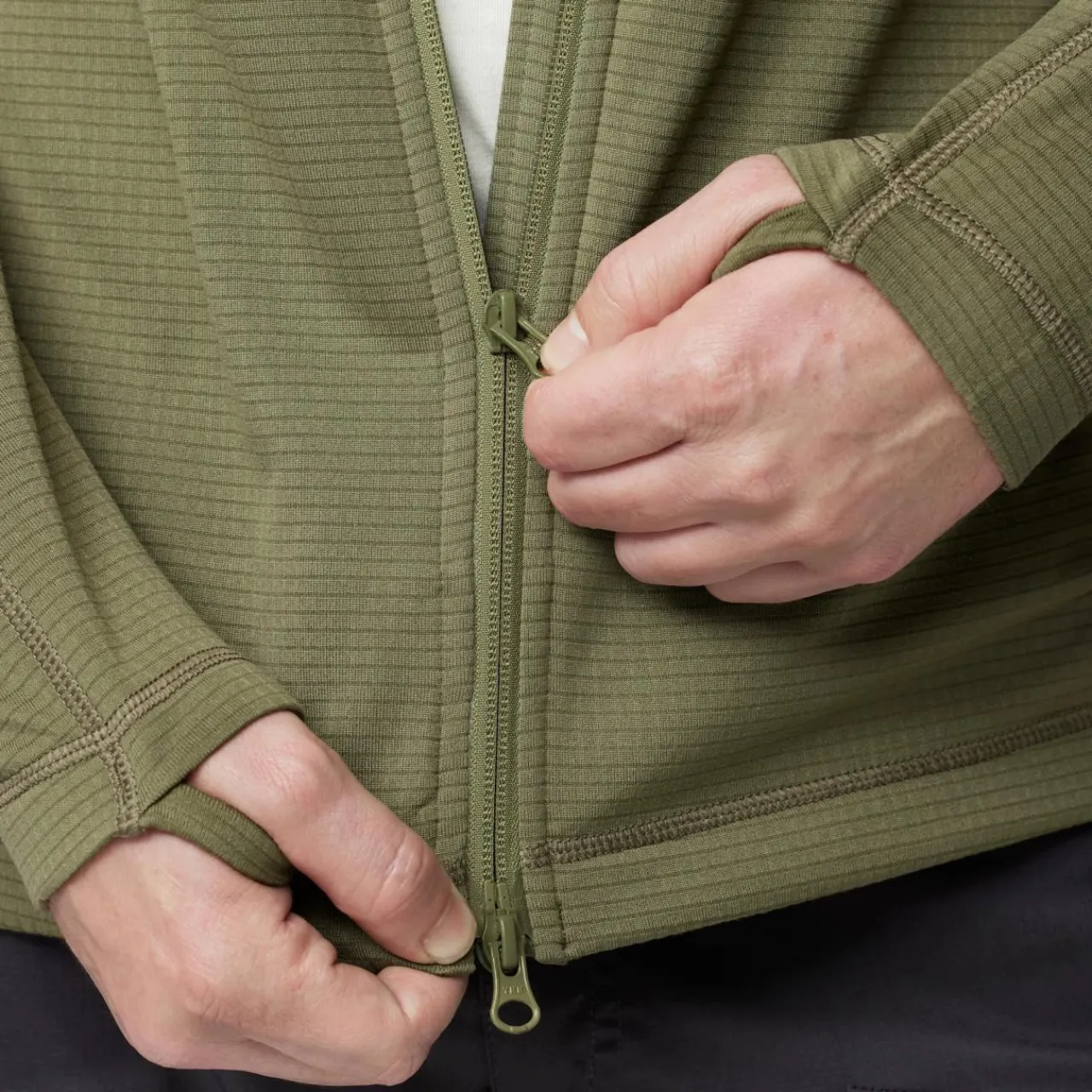 New Abisko Lite Fleece Jacket - Past Season Colours Fleece Jackets