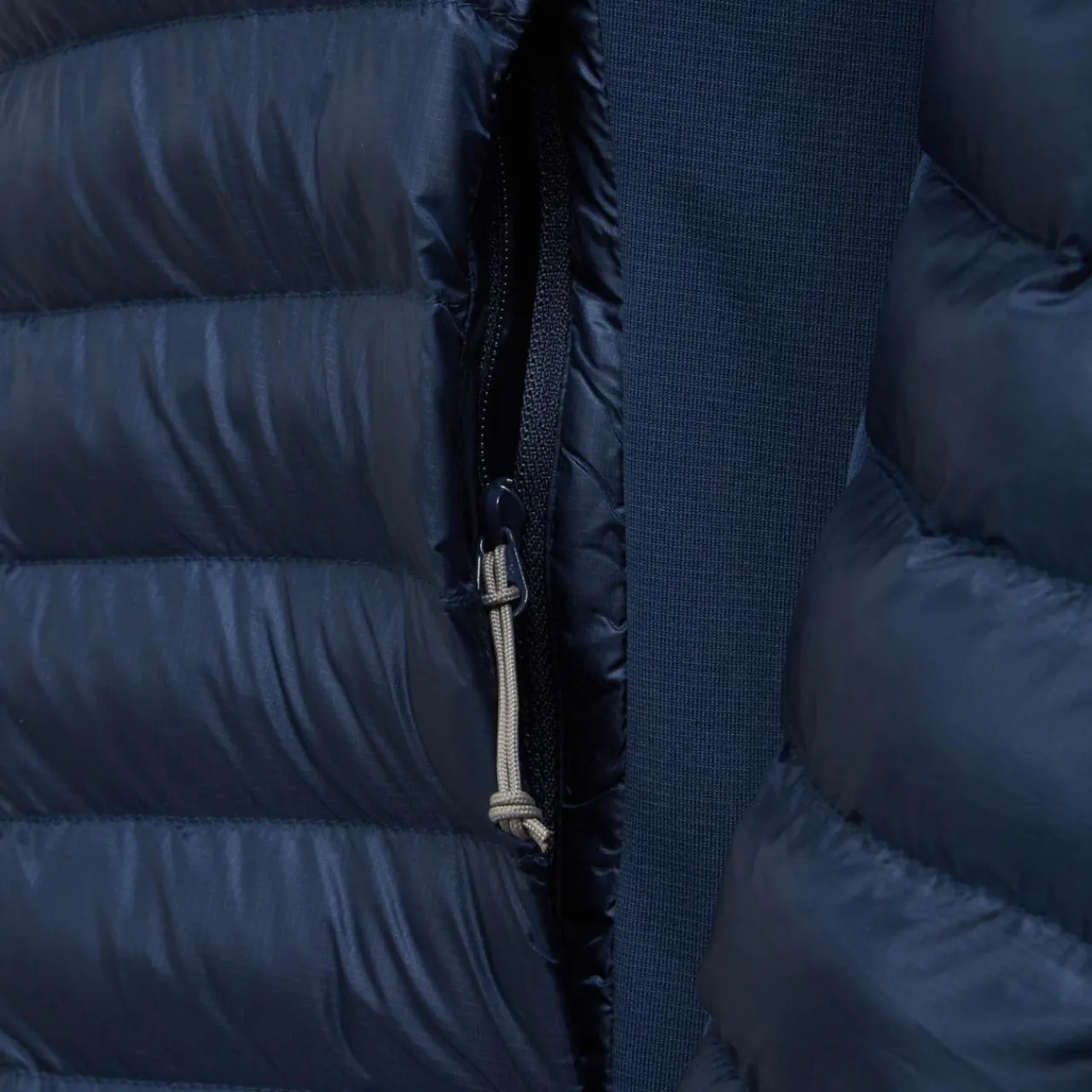 Discount Cirrus Flex Insulated Hoody Synthetic Jackets