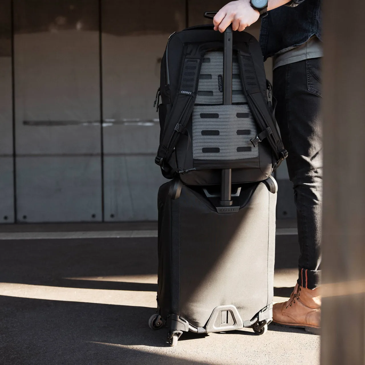 Discount Ozone 4-Wheel Carry-On 38L Luggage